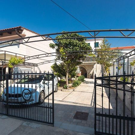 Holiday Home Mari - Modern Holiday House Close To Sea Punat Dış mekan fotoğraf